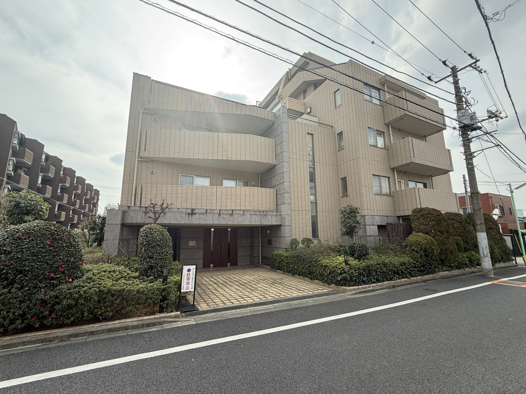 戸建感覚で住める尾山台駅3分の希少レジデンス